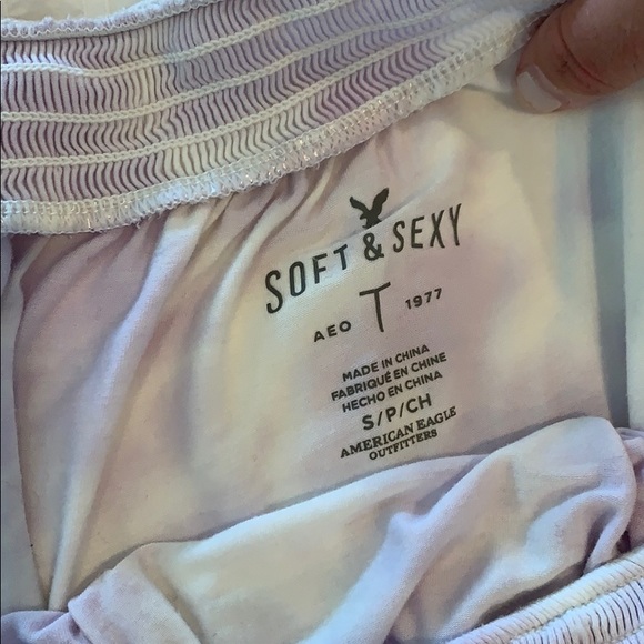 american eagle off the shoulder top - Picture 3 of 3